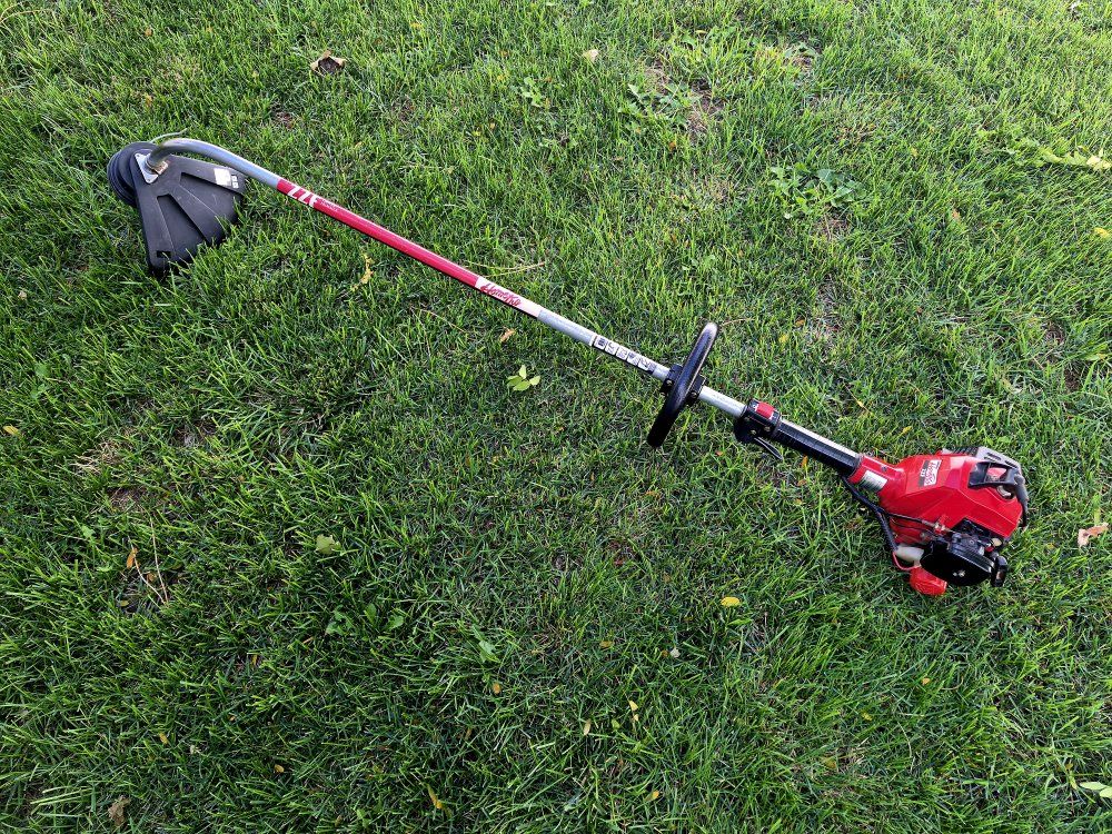 SHINDAIWA HomePro 22F Petrol Line Trimmer – Made in Japan. Tested. Good Condition!
