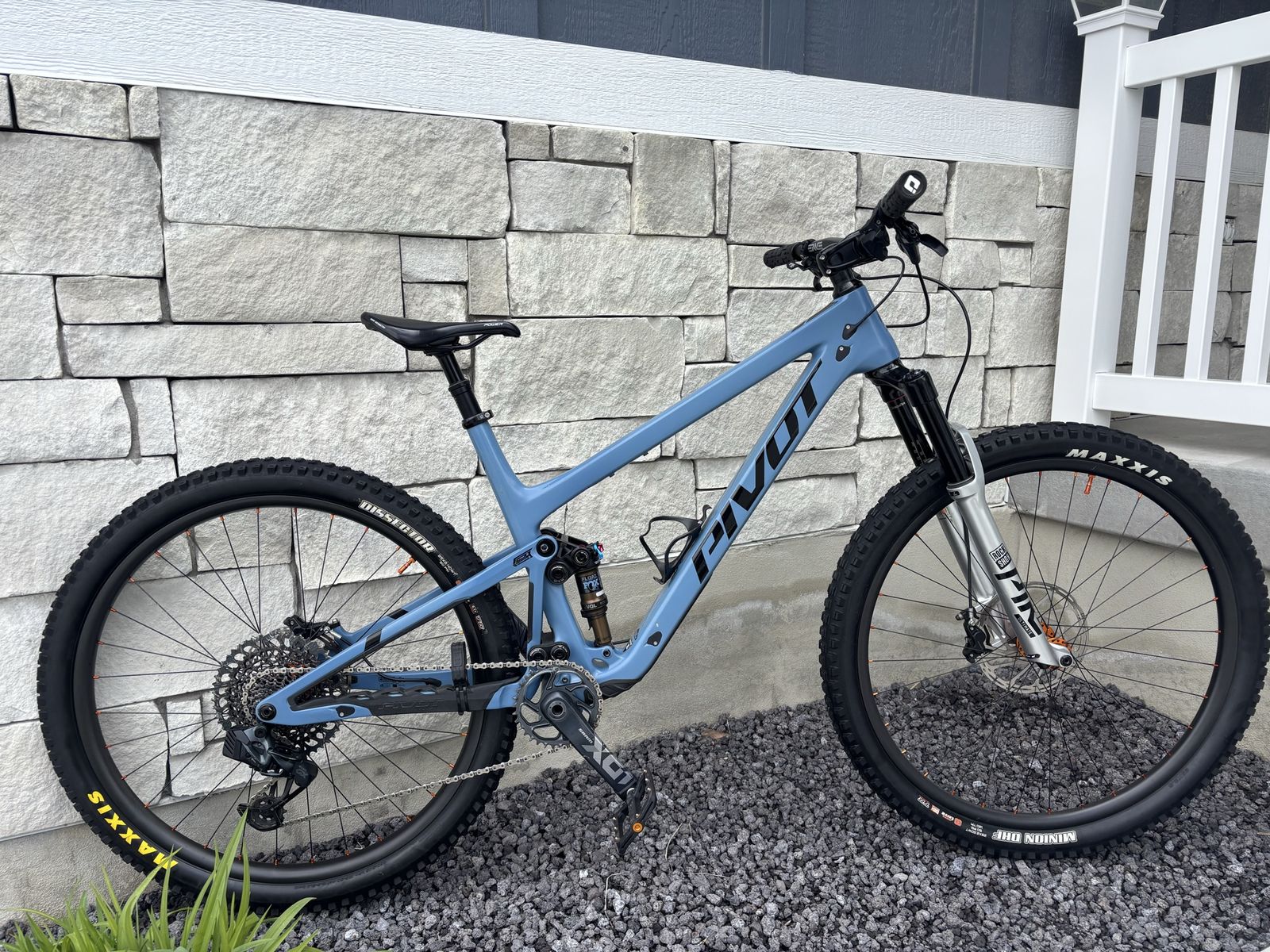 Pivot Trail 429 Custom
