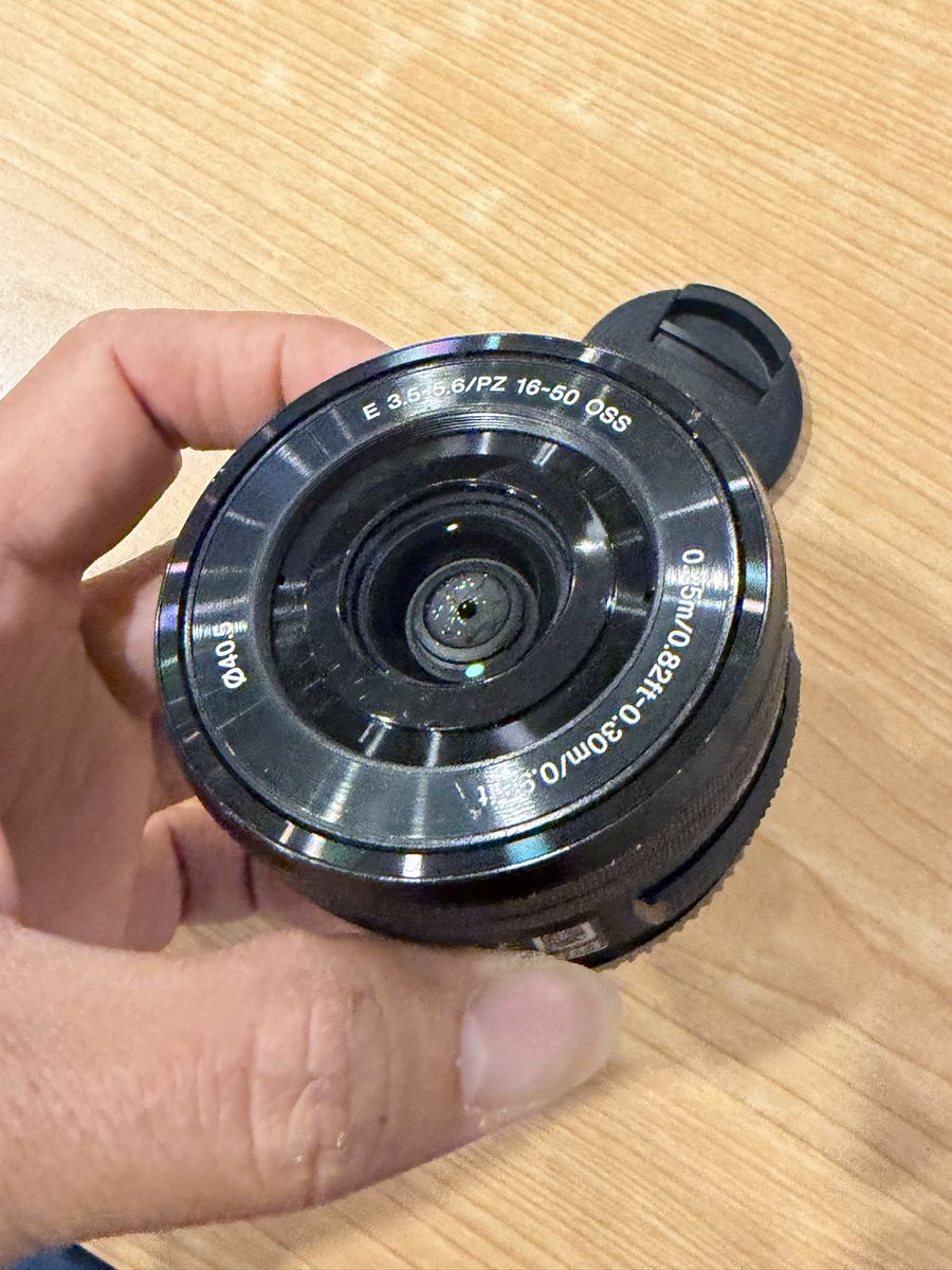 Main image 3