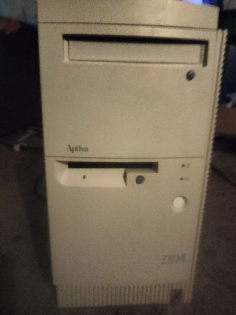 Vintage working IBM Aptiva