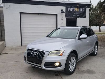 2013 AUDI Q5 2.0T quattro Premium Plus