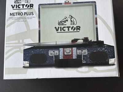 Victor Metro Plus Potable Blutooth Turntable