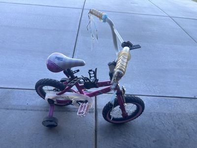Disney Frozen Girls 12 Inch Bicycle with Training Wheels and Streamers