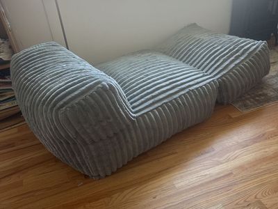 Lounge chair