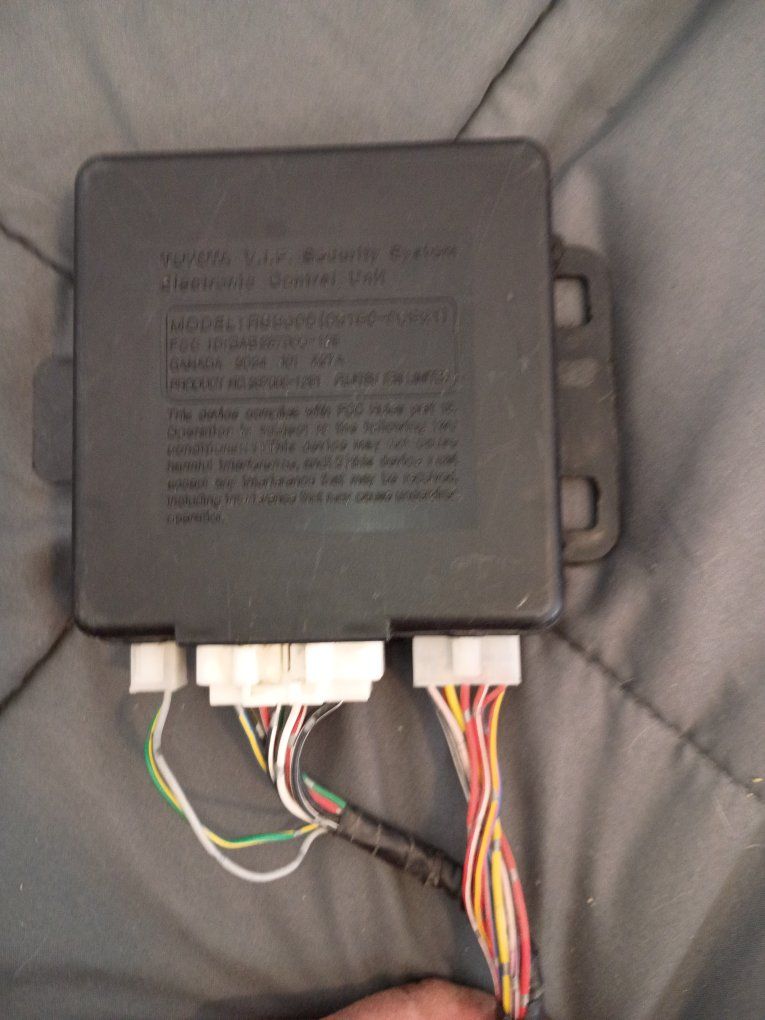 OEM Toyota RS3000 Vehicle Security Control Unit Alarm Module w/ Pigtails