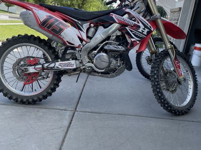 2012 Honda CRF 450R motorcycle