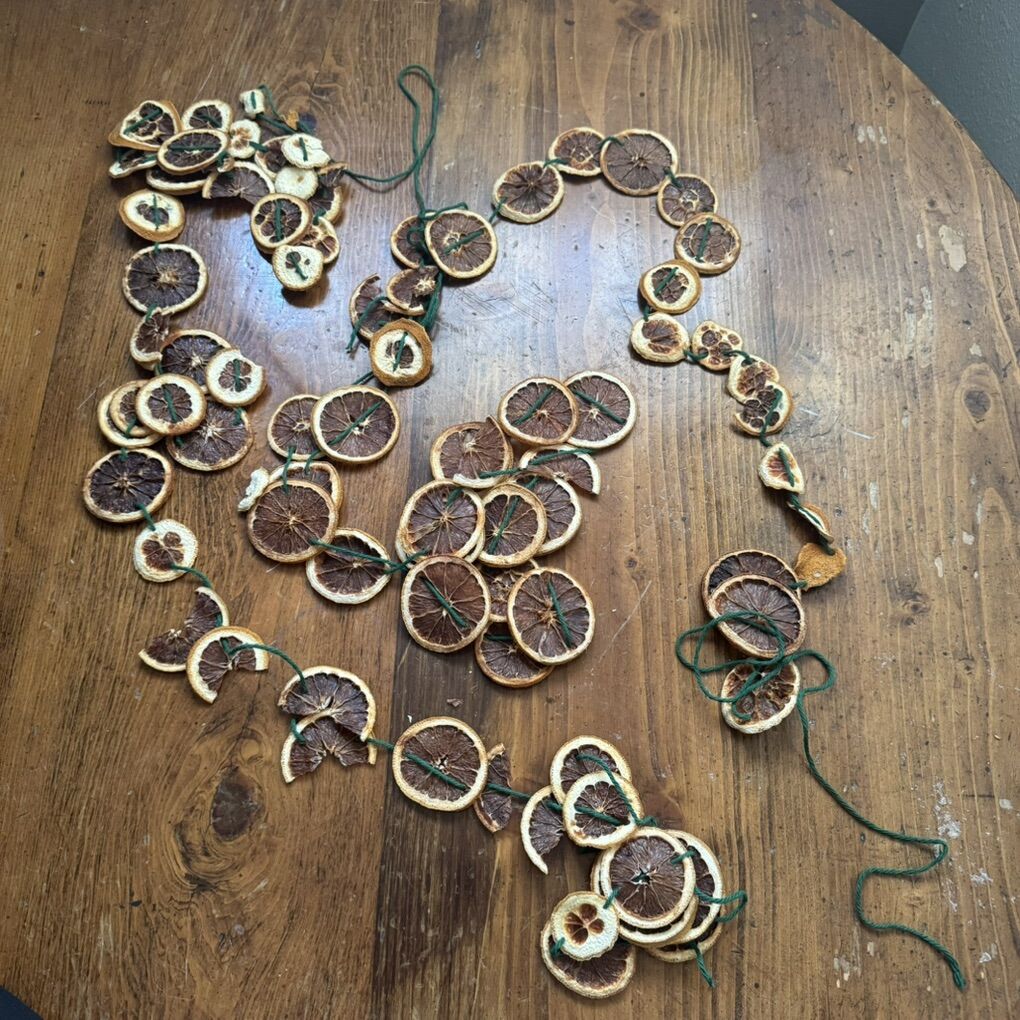 Homemade Dried Oranges Christmas Holiday Garland