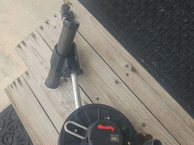 Scotty Manual Downrigger Fishing Equipment with Rod Holder