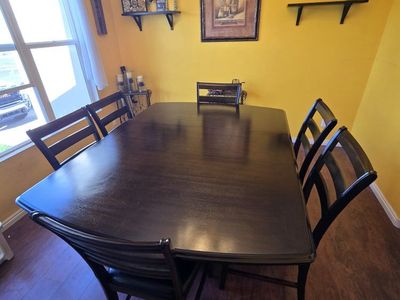 MINT Ashley Furniture 7-Piece Counter-Height Dining Set - Espresso