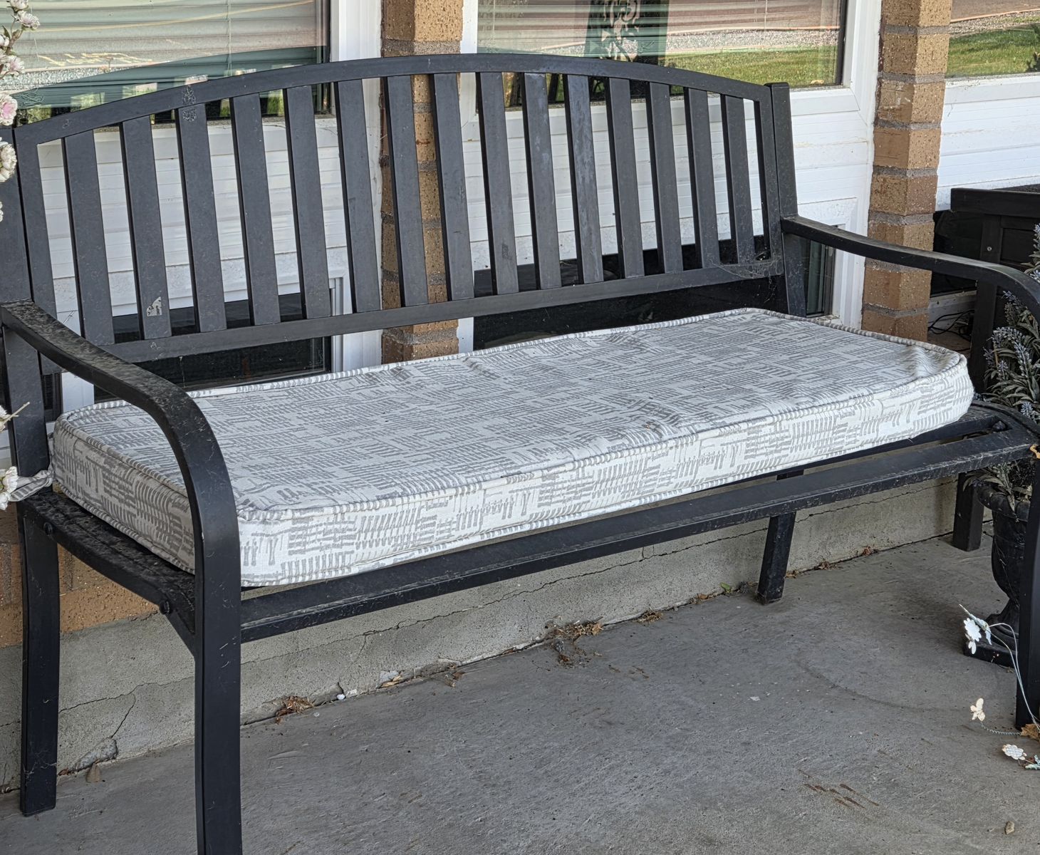 Outdoor Metal Garden Bench with Gray Patterned Cushion, Black Frame, Good Condition