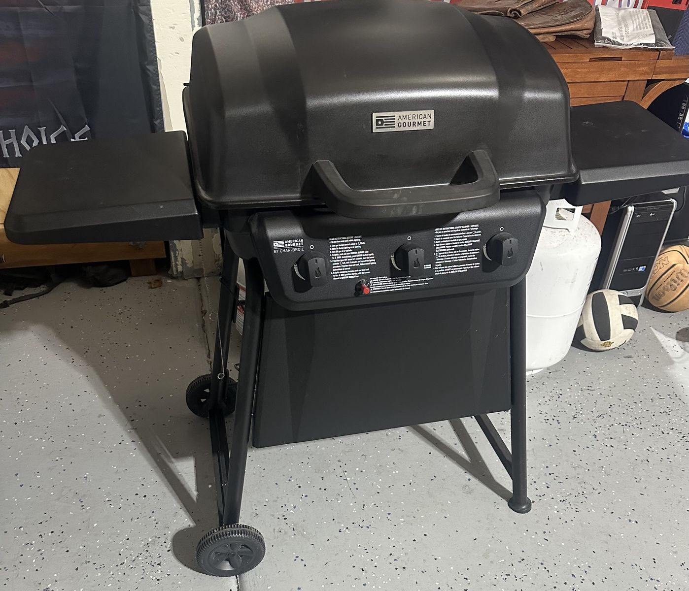 American Gourmet Classic Series 3-Burner Gas Grill