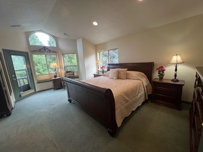 Sleigh Bed-Kind/Sandy Pickup