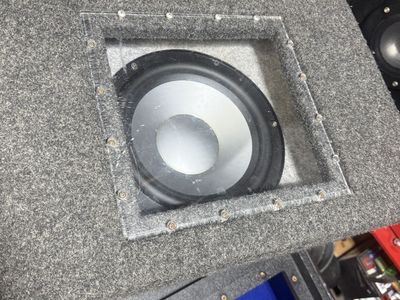 10 Inch Infinty bandpass Sub