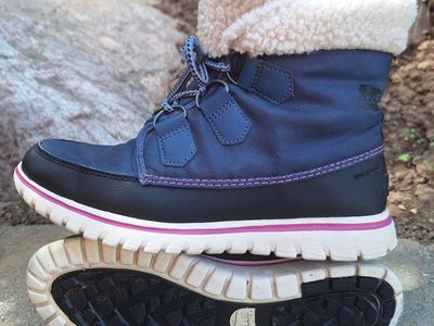 Womens Sorel Cozy Carnival Waterproof Boots Sz-7