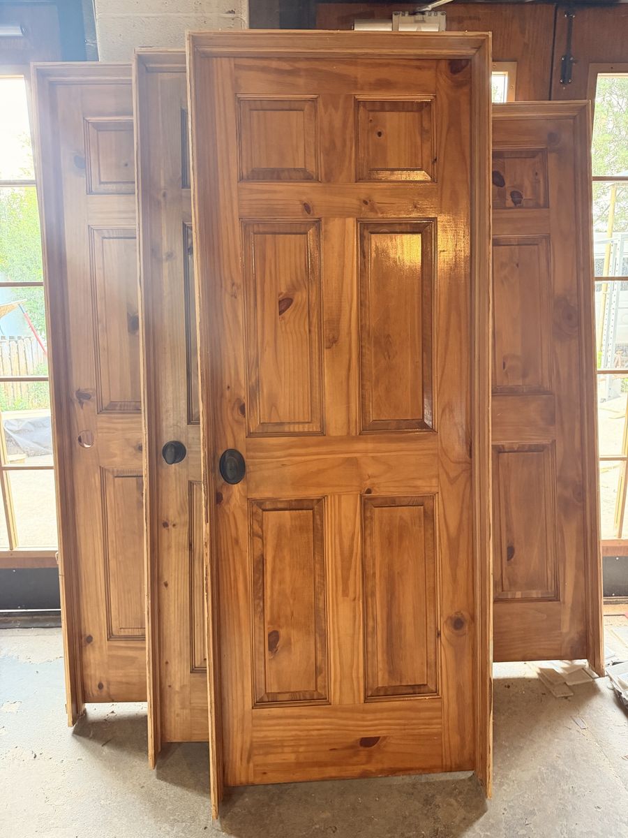 Main image 6