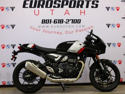 2026 Triumph Thruxton 400