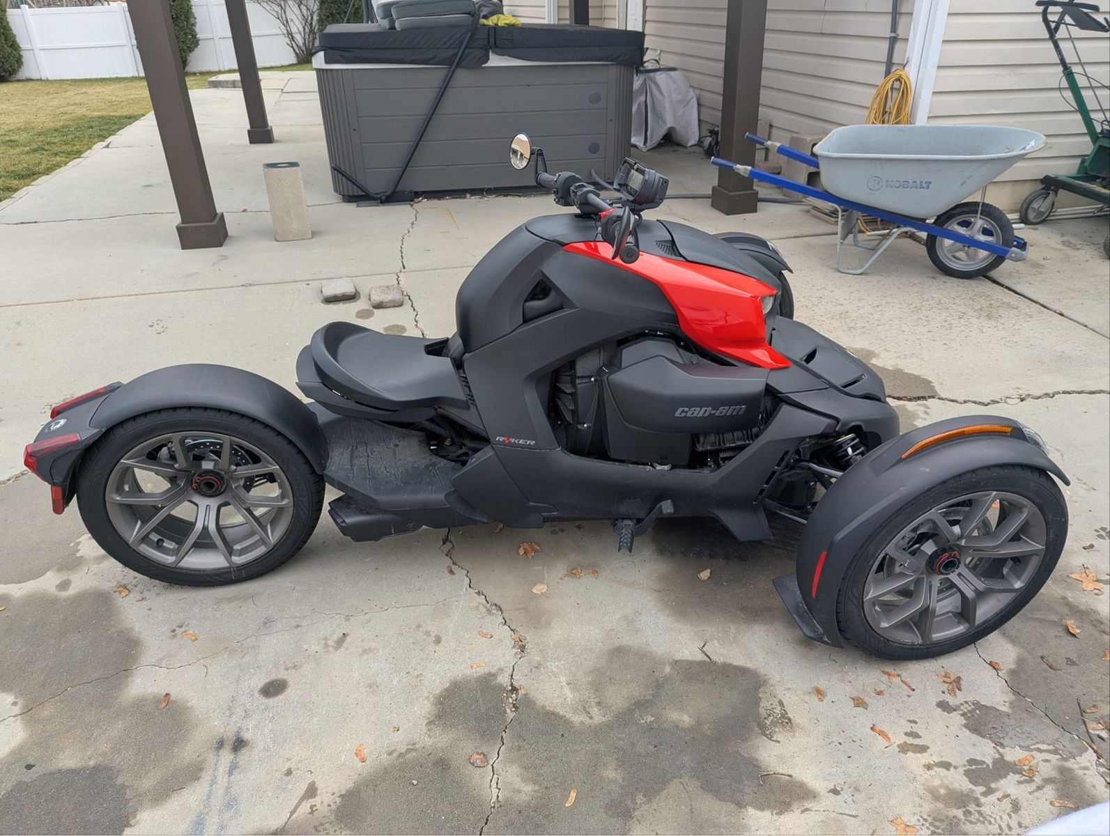 BRP Can-Am Ryker 900 Ace (2022-2023) 3-Wheel Motorcycle - Low Mileage, Excellent Condition