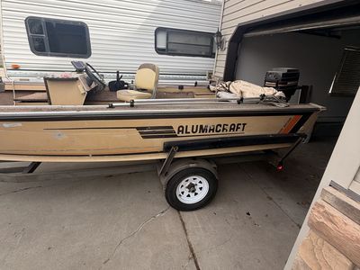 1977 18' Alumacraft