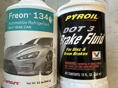 Refrigerant can and brake fluid