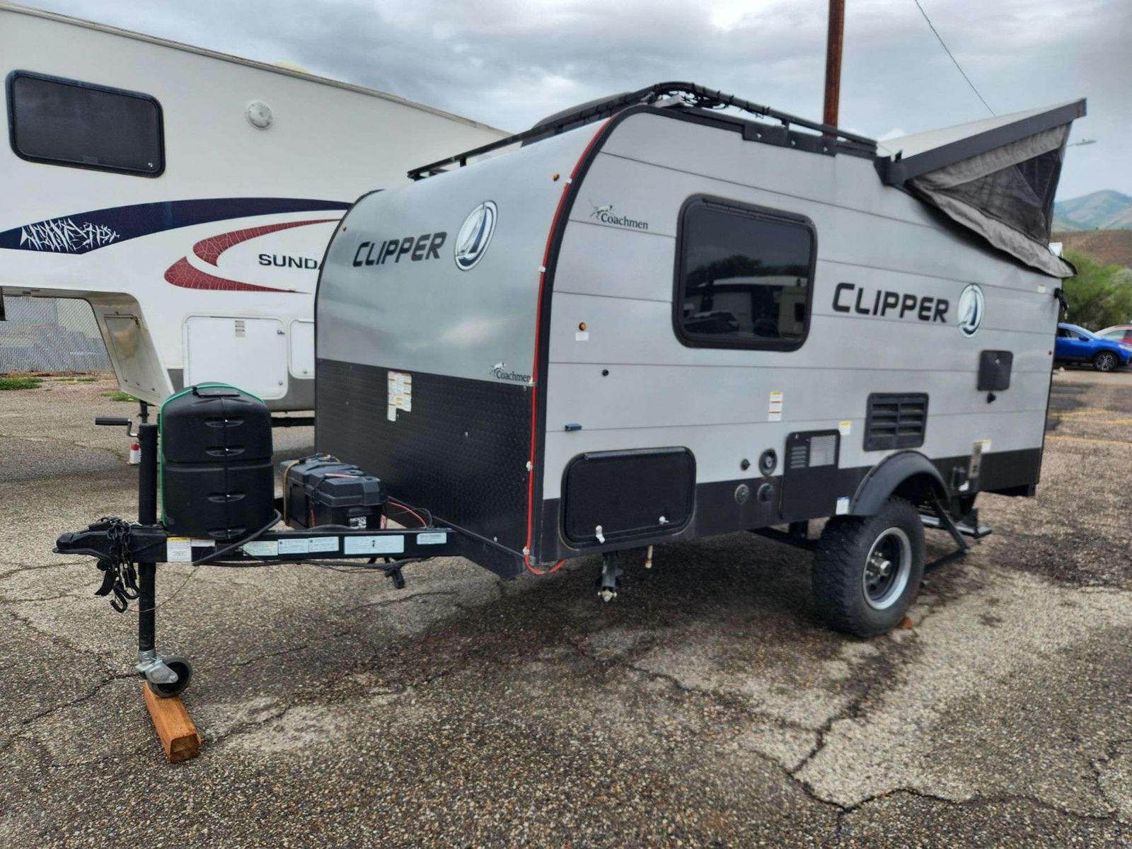 Camper, Vehicles, Equipment & More | ONLINE AUCTION