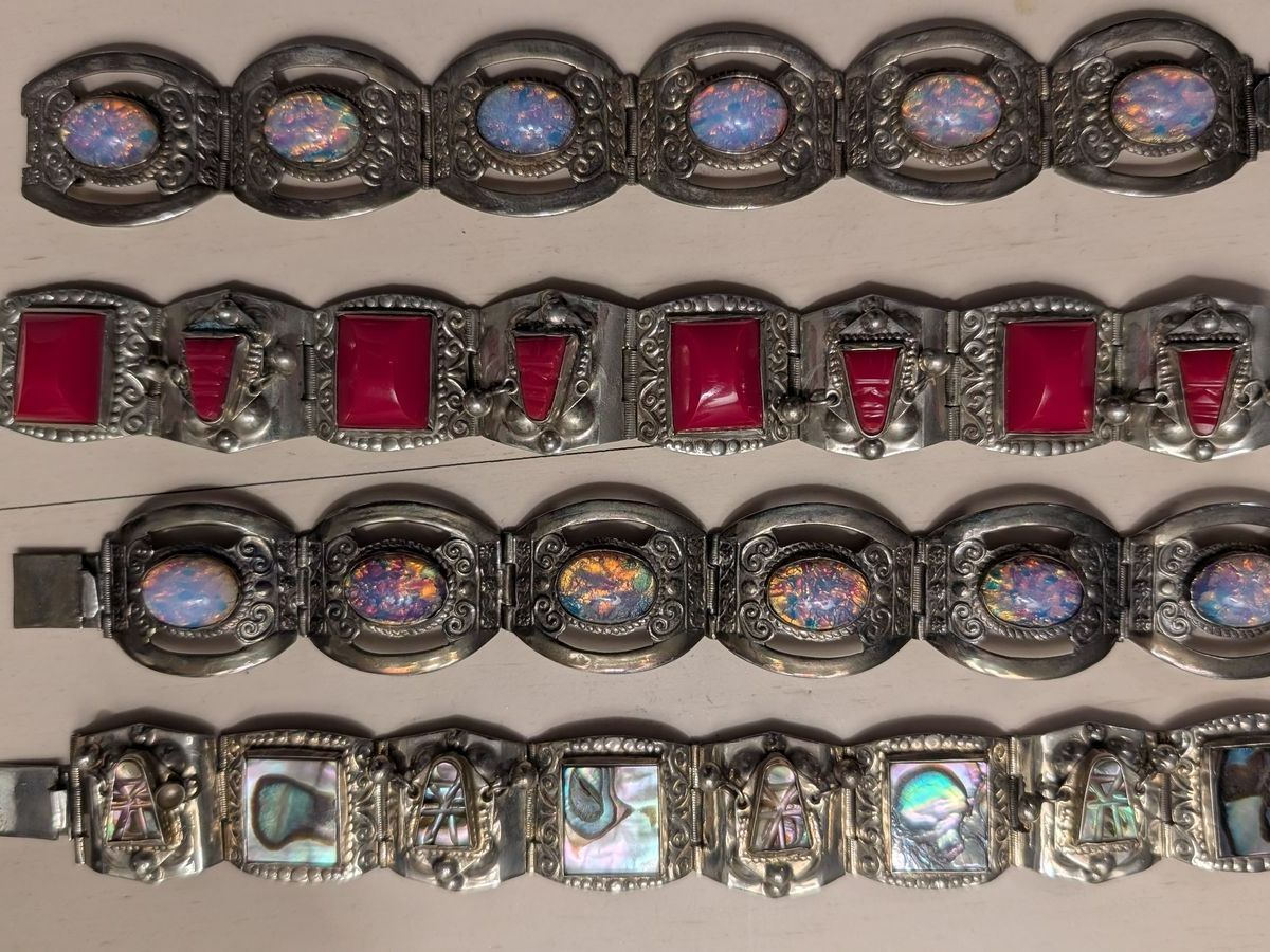 Main image 1