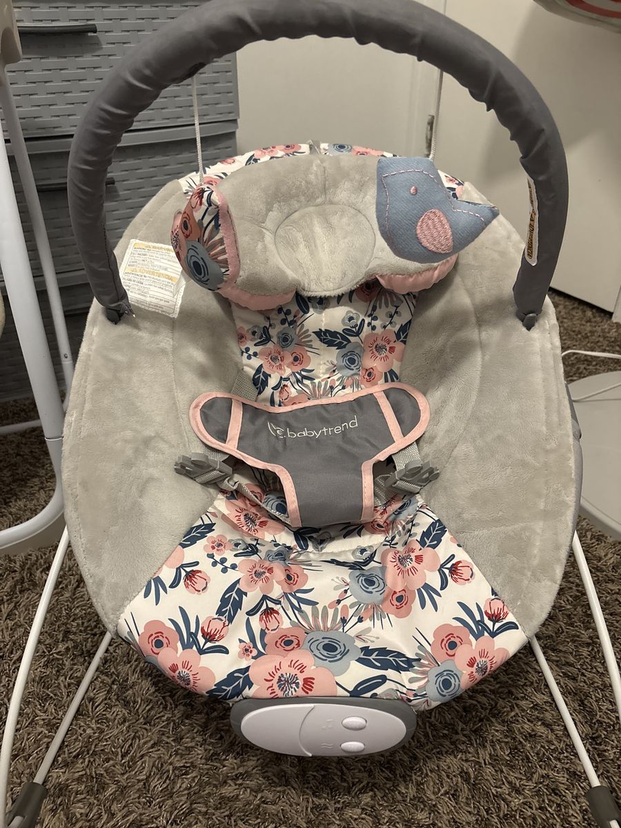 Baby Trend Baby Bouncer Seat Floral Pink Grey with Toy Bar