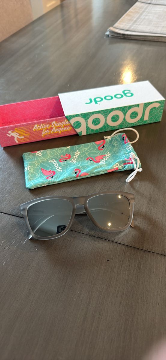 Goodr OG-01 Polarized Running Sunglasses - Gray Frame with Flamingo Pouch