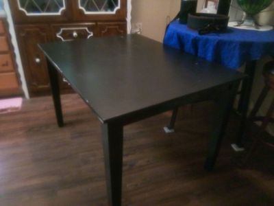 Kitchen table