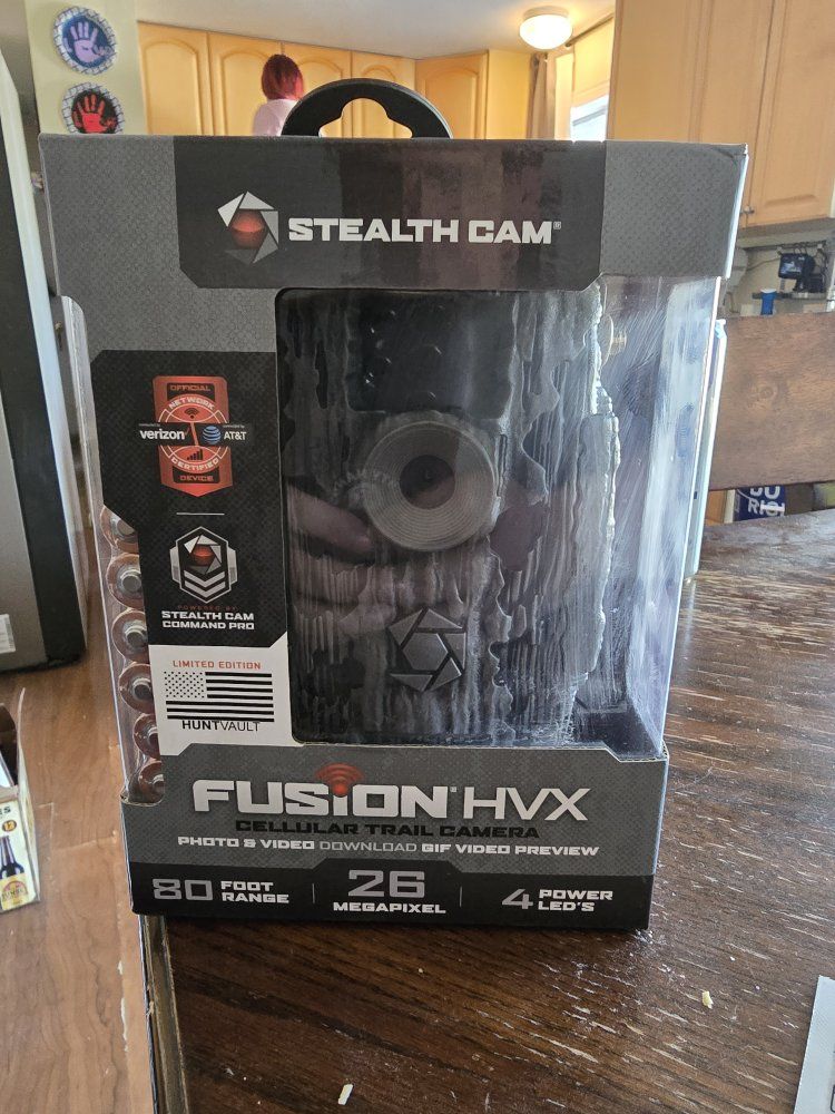 Stealth Cam FUSION HVX Cellular Trail Camera 26MP 80ft Range Verizon/AT&T Limited Edition