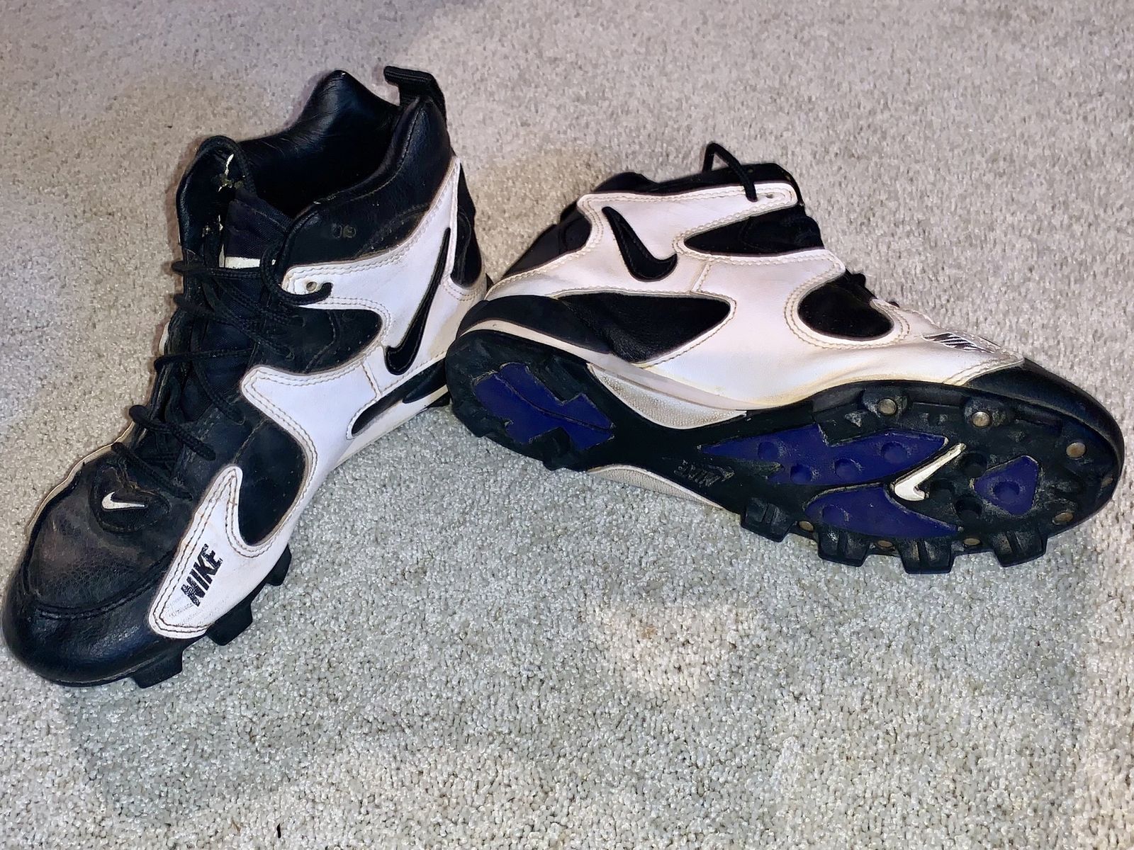 Nike Baseball /Softball Cleat Ladies Size 8/Mens 6