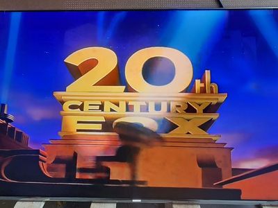 Samsung 49" 4K SUHD LED TV Model #UN49KS8000F - No Remote