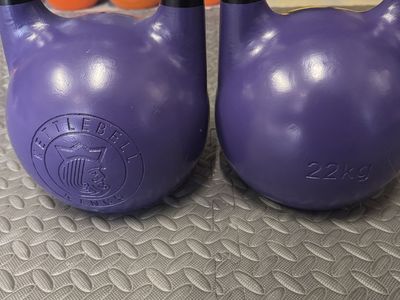 Kettlebell Kings! 22kg, 28kg ,30kg