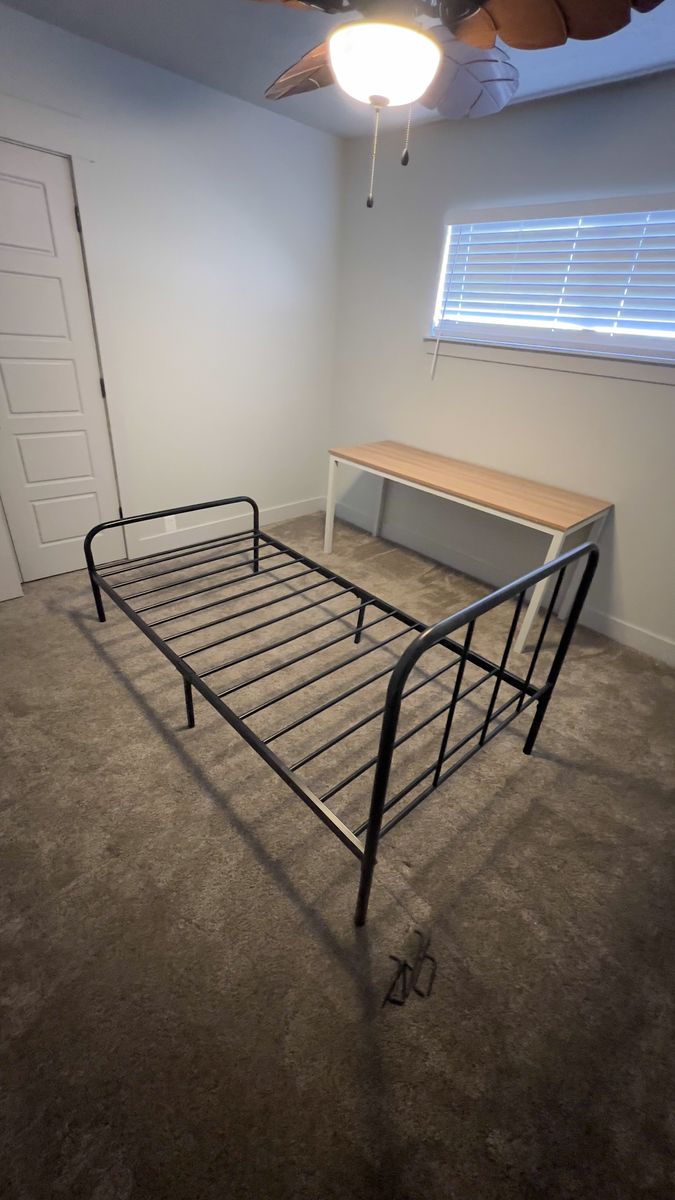 Twin bed