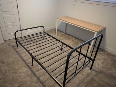 Twin bed