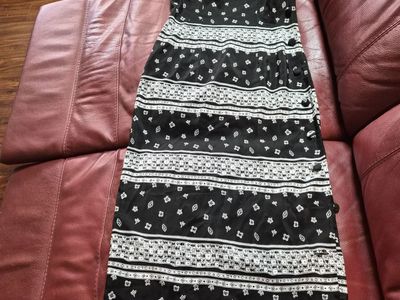 Maggie London black sleeveless maxi dress 10