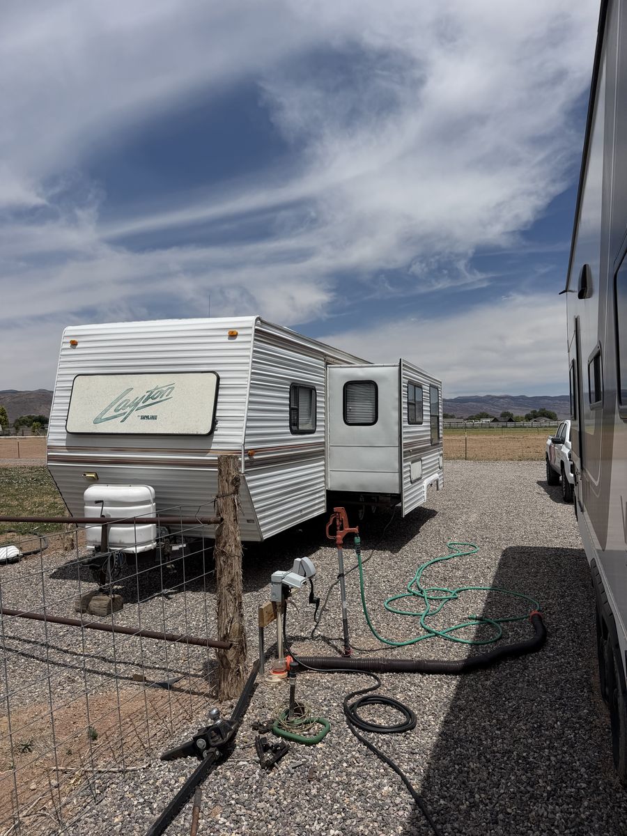 Layton skyline camp trailer