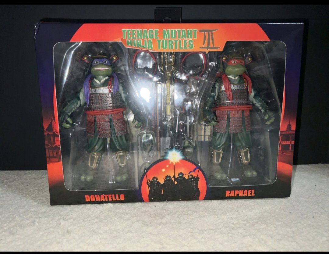 NECA Teenage Mutant Ninja Turtles III Donatello & Raphael Samurai 7" Action Figure 2-Pack