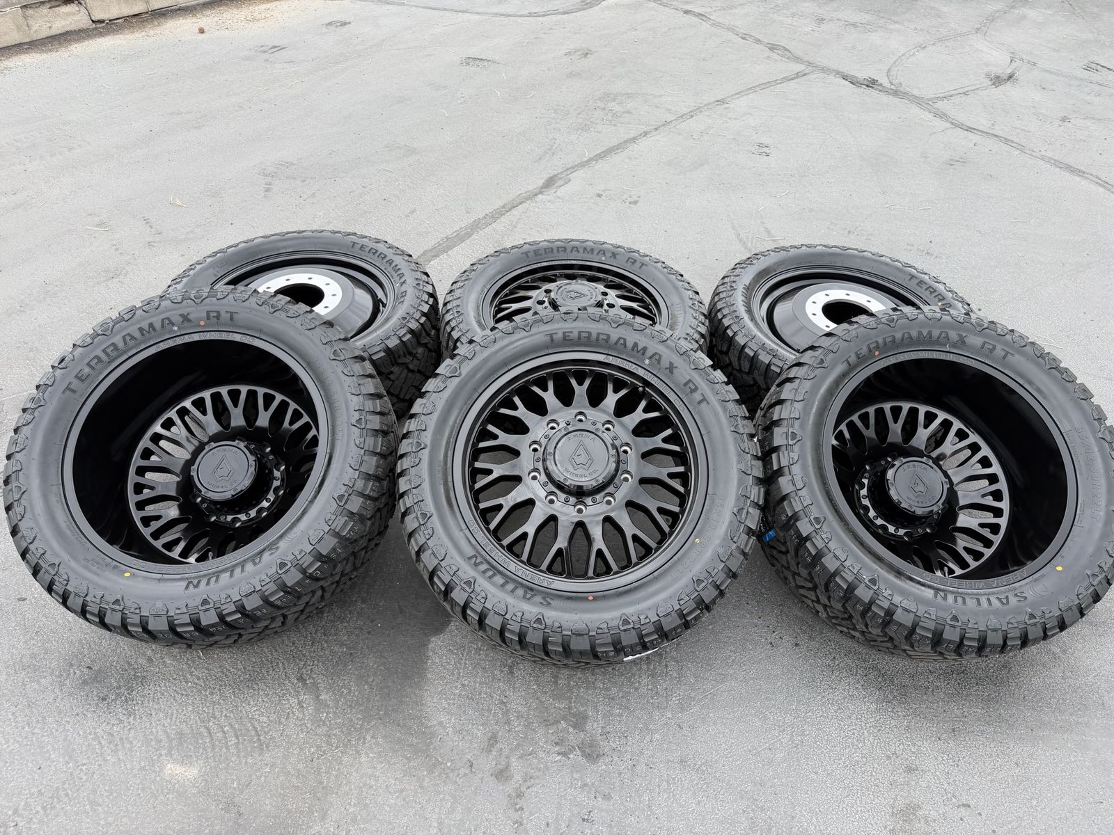 6 New 10 lug 10x225 Black Arena Monarch 35x12.50r22 Terramax RT Ford F450 F550 Ram 4500 5500