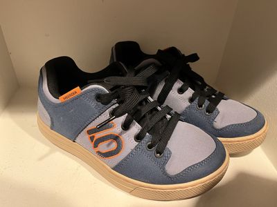 Five Ten Freerider Mountain Bike Shoes - Blue/Orange, Women’s 9 Flat Pedal Design