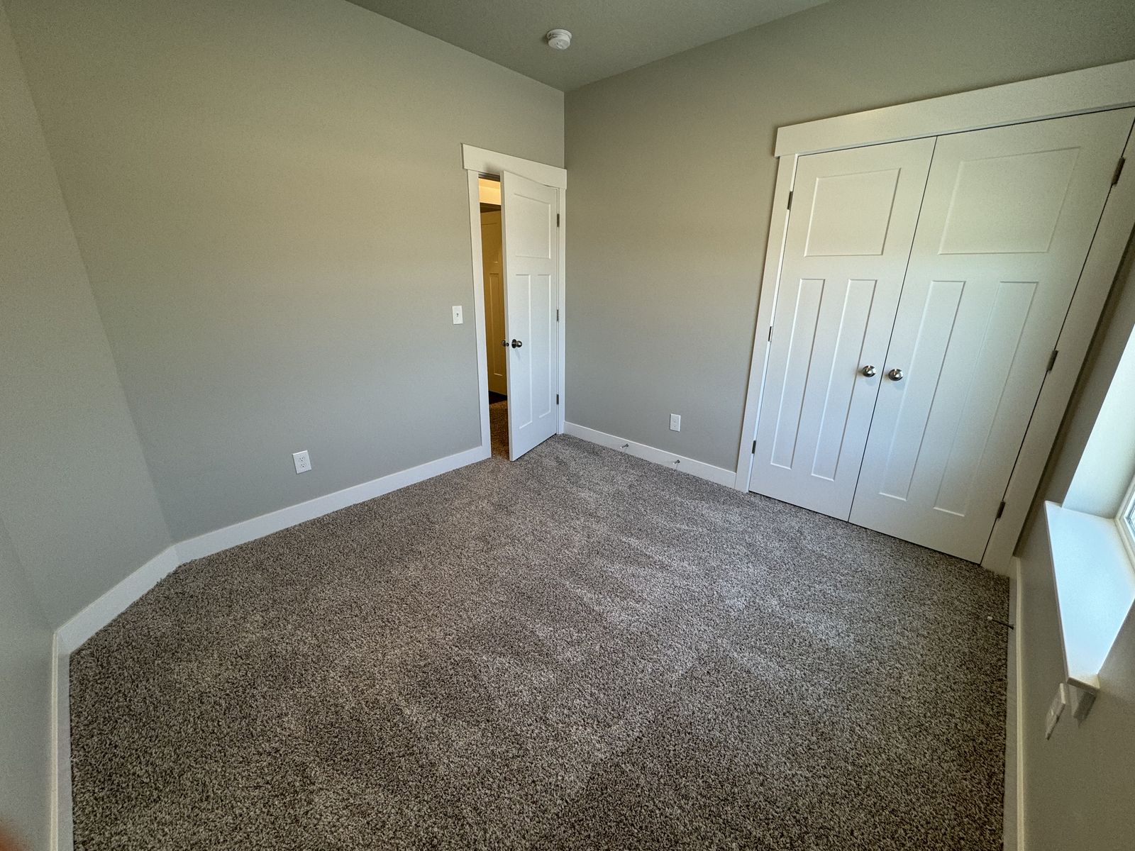 Private Room with Private Bathroom for Rent