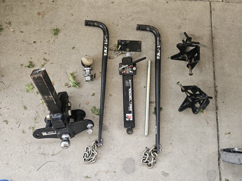 EAZ-LIFT Elite Sway Control Weight Distribution Hitch Kit - Complete