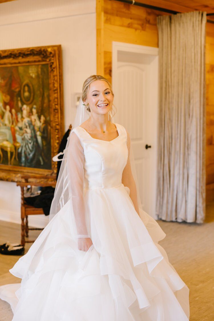 Wedding Dress & Veil SIZE 2