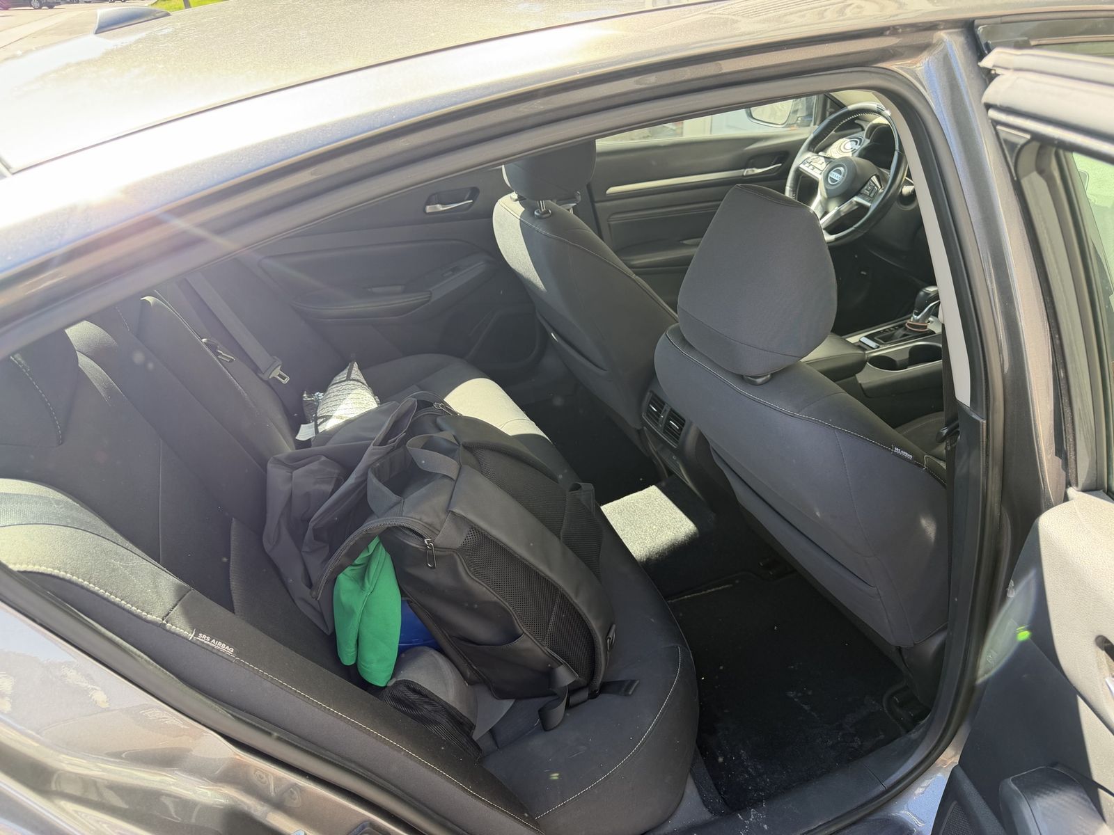 Main image 6
