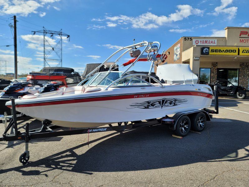 2007 Nautique SV211