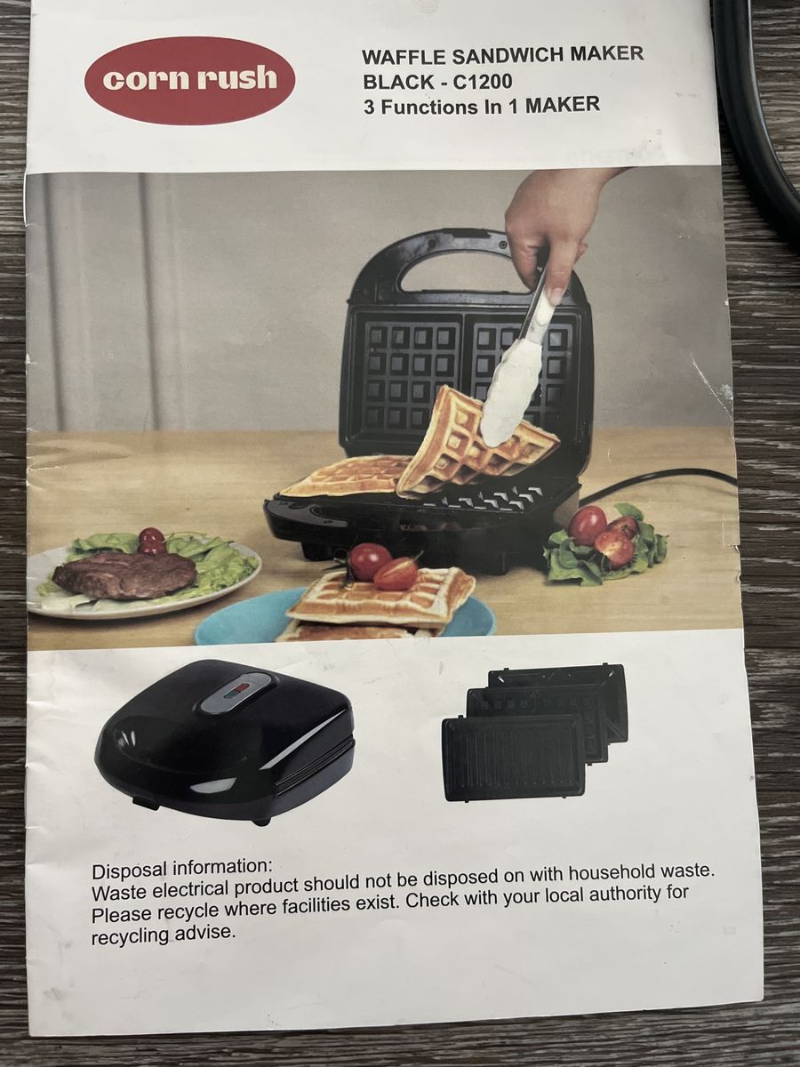 Corn Rush C1200 Black 3-in-1 Waffle Sandwich Maker