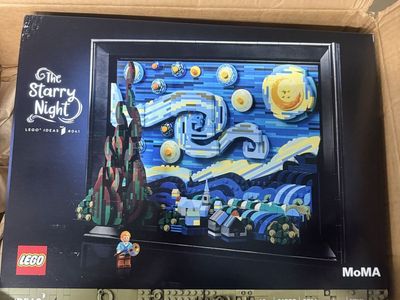 Lego Moma Starry Night Collector Set
