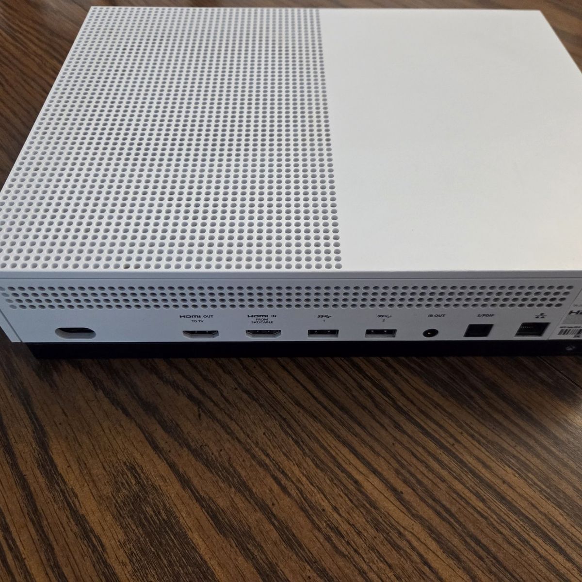Xbox One S 1TB Console White, Blu-ray, and Disk Excellent Condition