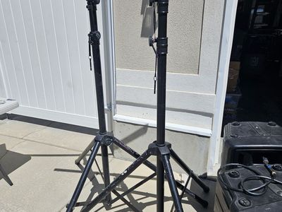 Lighting / speaker stands pair