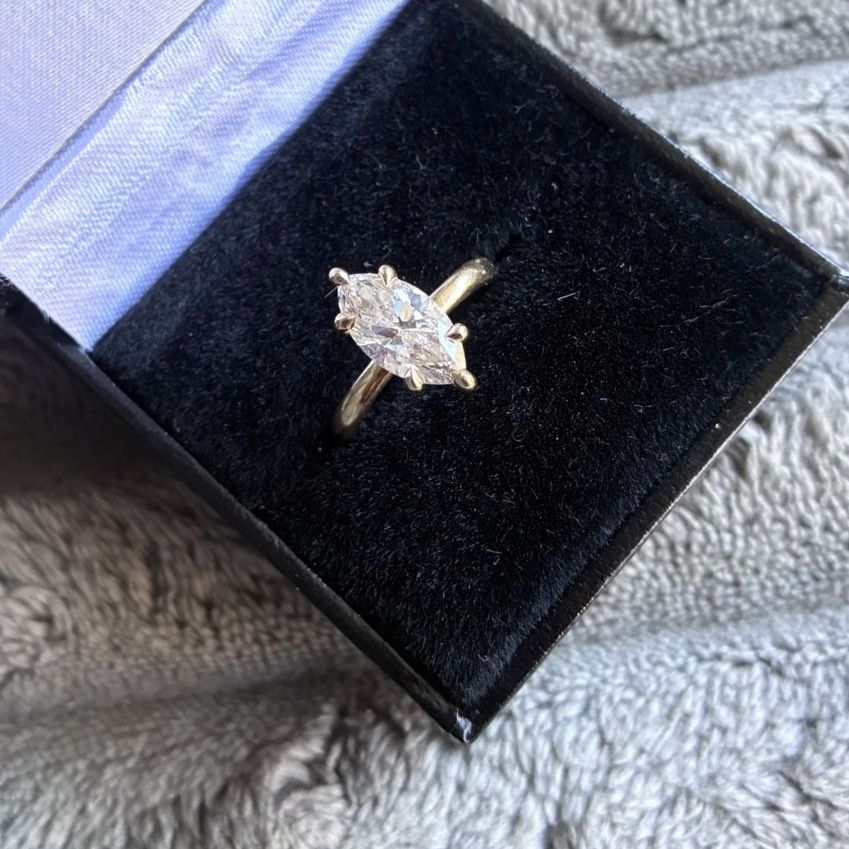 14k yellow gold marquise diamond  wedding ring