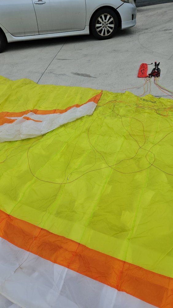 Nova Mentor 3 Paraglider - Size M 90 - 110 kg - Yellow/Orange/White - Excellent Condition